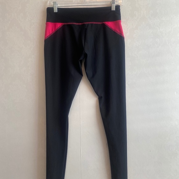 Steve Madden Exercise Pants - Picture 3 of 7